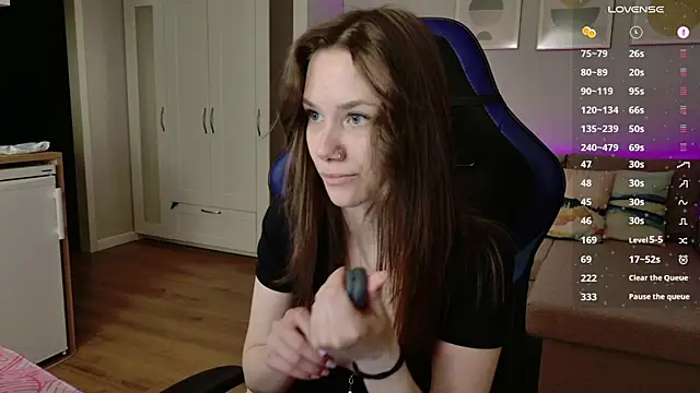 Snapshot of alexa_feels_ chatting on April 8, 2026, 4:29 pm alexa feels online show from April 8, 2026, 4:29 pm