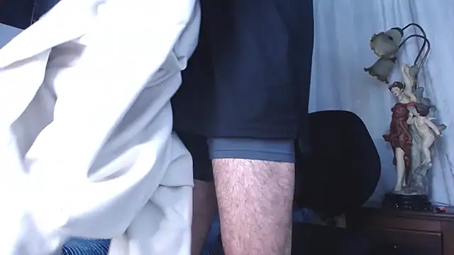 Snapshot of Bull_Xvi chatting on January 14, 2026, 2:50 am Bull Xvi online show from January 14, 2026, 2:50 am