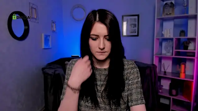 catherine kitty online show from March 22, 2025, 11:09 pm