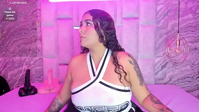 MelissaBloomm online show from November 6, 2025, 2:40 pm