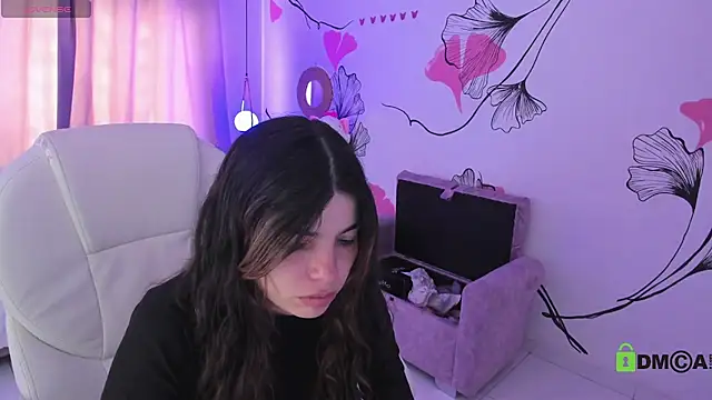 Isabela Fiorelli online show from July 12, 2026, 1:35 pm