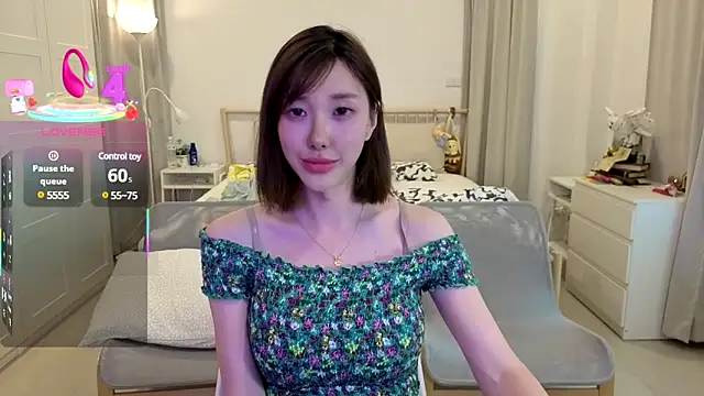 Snapshot of joycemilka chatting on March 13, 2025, 9:54 am joycemilka online show from March 13, 2025, 9:54 am