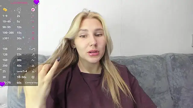 Snapshot of And1sa chatting on January 13, 2026, 12:43 pm And1sa online show from January 13, 2026, 12:43 pm