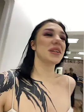 MaeveMoon online show from November 29, 2025, 5:38 pm