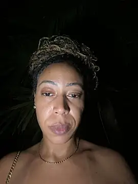 dianagolley420 online show from March 22, 2025, 1:22 am