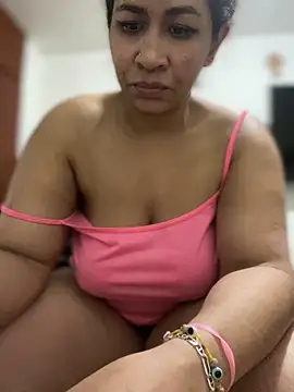 Carola-Ross online show from February 8, 2026, 6:00 pm