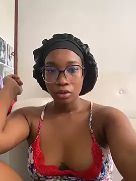 blackgril12 online show from February 21, 2025, 2:06 pm