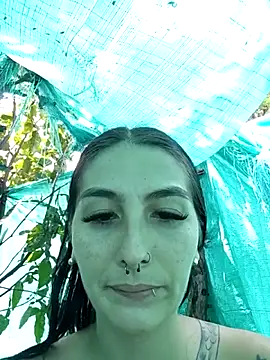 single mother indecent online show from April 25, 2026, 5:43 pm
