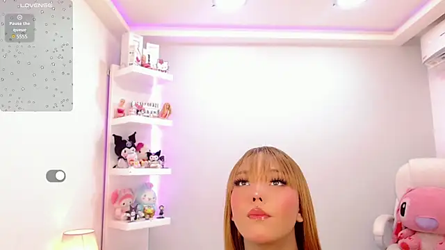 LisaHadidd online show from February 14, 2025, 5:41 am