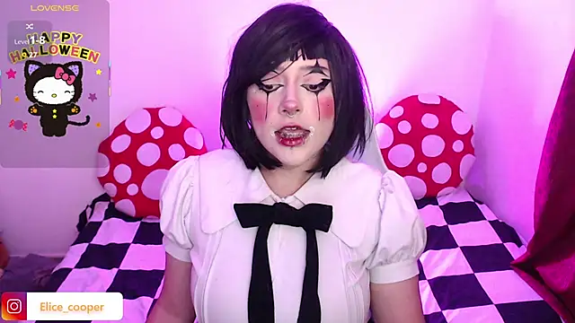 Snapshot of Elice_cooper_ chatting on October 31, 2025, 4:46 am Elice cooper online show from October 31, 2025, 4:46 am