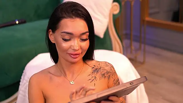 Snapshot of SashaFerrera chatting on March 15, 2025, 6:43 pm SashaFerrera online show from March 15, 2025, 6:43 pm