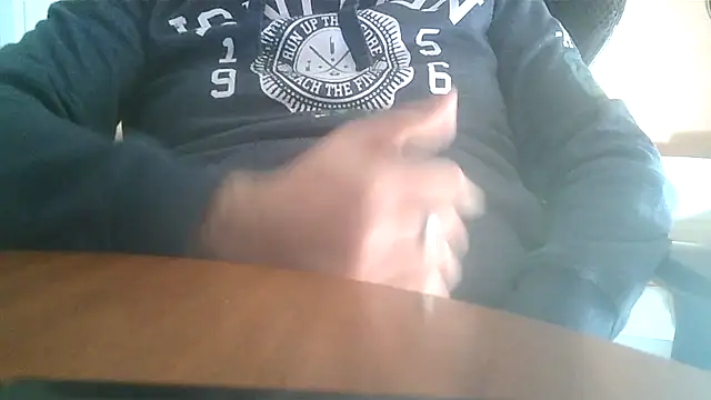 Snapshot of lanata chatting on October 6, 2025, 3:31 pm lanata online show from October 6, 2025, 3:31 pm