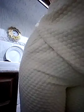 Snapshot of nouhaty chatting on November 23, 2025, 6:46 am nouhaty online show from November 23, 2025, 6:46 am