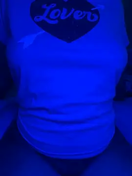 chocolate bunnyxX online show from March 9, 2025, 4:33 pm