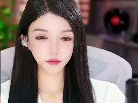 vv-77 online show from December 19, 2025, 6:15 pm