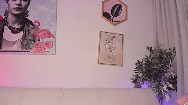 Snapshot of Dhalila_ chatting on March 22, 2025, 4:45 am Dhalila online show from March 22, 2025, 4:45 am