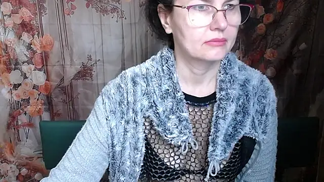 Miroslava Happi online show from February 23, 2026, 6:44 am