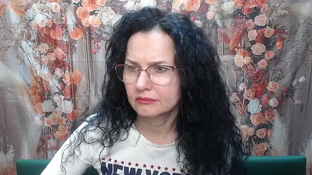 Miroslava Happi online show from March 12, 2026, 8:42 am