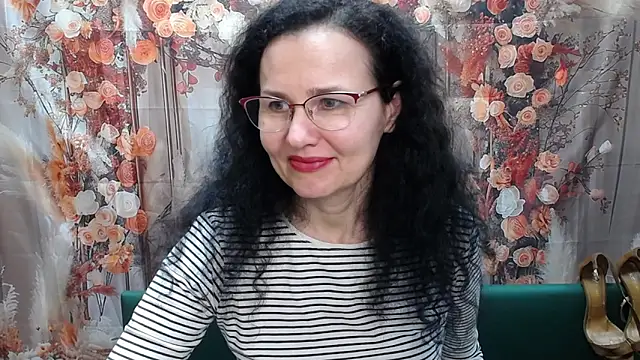Miroslava Happi online show from April 4, 2026, 6:11 am