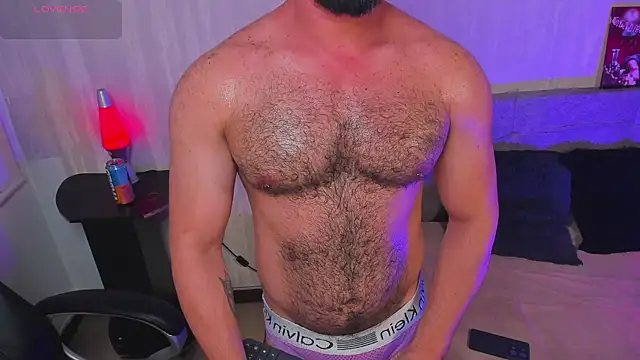 Luke Diaz7 online show from July 17, 2026, 3:24 am