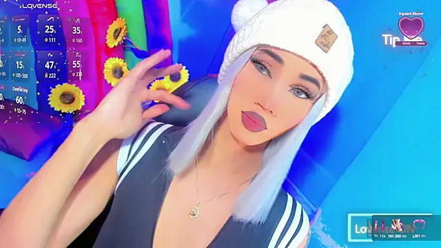 emelly horny  online show from September 10, 2025, 7:14 pm