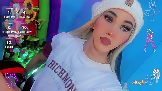 emelly horny  online show from September 22, 2025, 7:16 pm