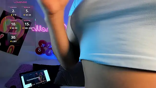 Snapshot of Maryybellax chatting on February 15, 2025, 12:04 am Maryybellax online show from February 15, 2025, 12:04 am