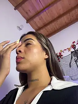 Snapshot of Maryybellax chatting on November 5, 2025, 10:32 pm Maryybellax online show from November 5, 2025, 10:32 pm