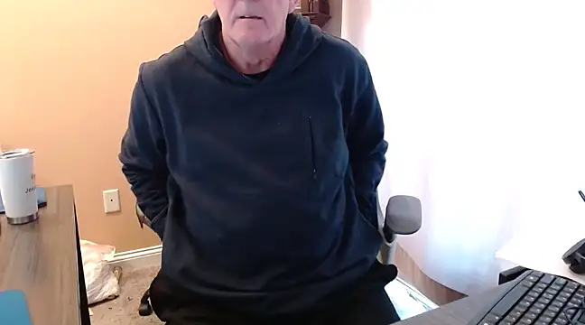 olderandwiser2 online show from February 25, 2025, 5:04 pm