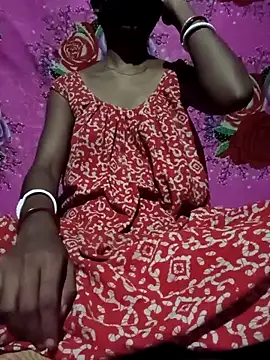 Snapshot of CuteRani001 chatting on September 18, 2025, 1:35 pm CuteRani001 online show from September 18, 2025, 1:35 pm