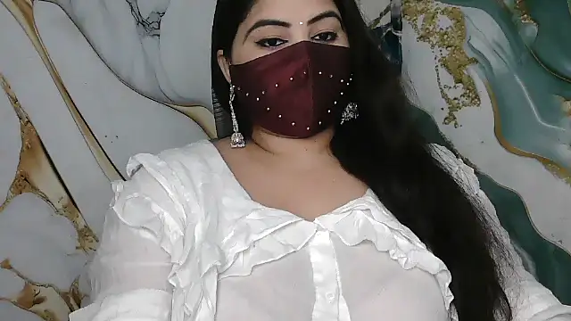 Snapshot of seetatiwari chatting on July 7, 2026, 9:13 am seetatiwari online show from July 7, 2026, 9:13 am