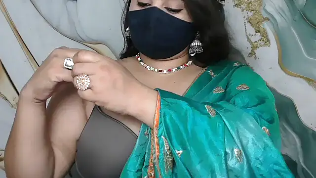 Snapshot of seetatiwari chatting on July 10, 2026, 5:59 pm seetatiwari online show from July 10, 2026, 5:59 pm
