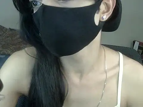 Snapshot of YourCDBitch chatting on October 4, 2025, 8:07 pm YourCDBitch online show from October 4, 2025, 8:07 pm