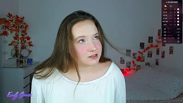 EmilyxxGraces online show from September 19, 2025, 12:45 am