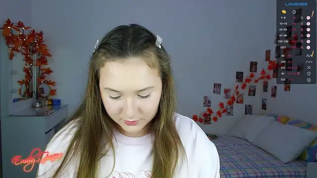 EmilyxxGraces online show from November 17, 2025, 1:44 am