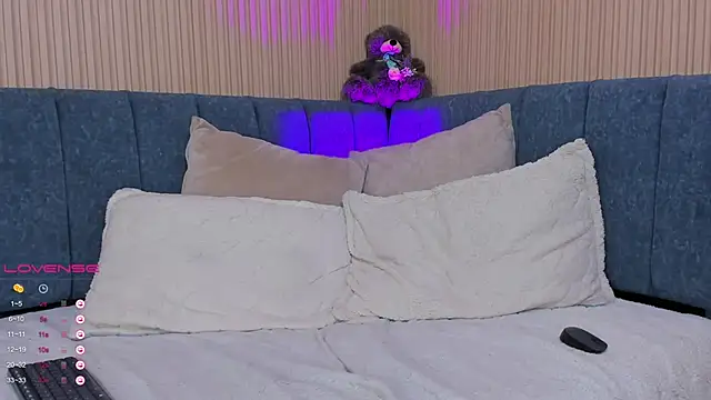 Snapshot of elizabeth_20 chatting on March 22, 2025, 10:26 pm elizabeth 20 online show from March 22, 2025, 10:26 pm