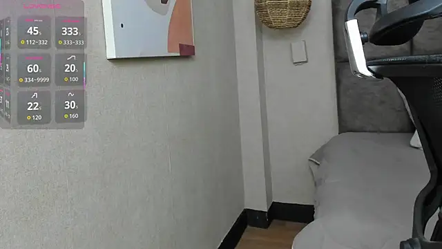 Snapshot of elizabeth_20 chatting on October 14, 2025, 7:03 pm elizabeth 20 online show from October 14, 2025, 7:03 pm