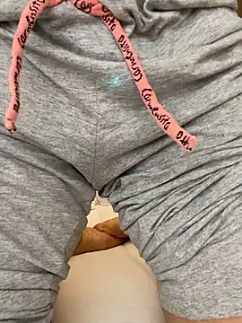DeboraXporn online show from April 30, 2026, 7:04 am