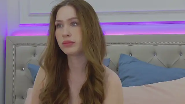 Snapshot of Jackie_White_ chatting on October 14, 2025, 2:34 am Jackie White online show from October 14, 2025, 2:34 am