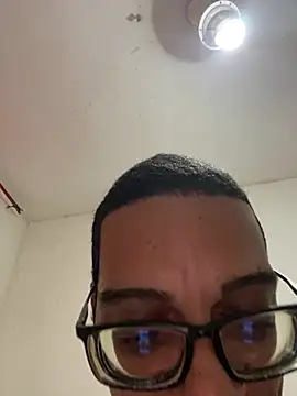 Diegodelicia online show from June 29, 2026, 6:30 pm