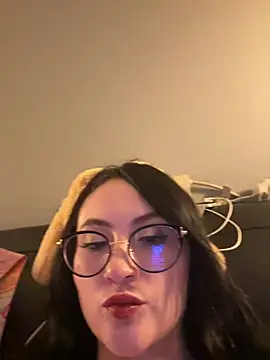 Snapshot of ValentinaOrtiz3 chatting on February 6, 2026, 1:32 am ValentinaOrtiz3 online show from February 6, 2026, 1:32 am