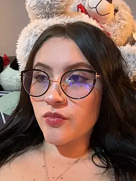 Snapshot of ValentinaOrtiz3 chatting on March 5, 2026, 2:18 am ValentinaOrtiz3 online show from March 5, 2026, 2:18 am