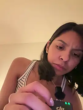 Valeedoll online show from March 3, 2026, 4:18 am