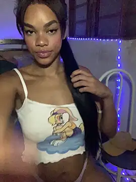 Snapshot of Mirellysbs1 chatting on March 7, 2025, 3:29 am Mirellysbs1 online show from March 7, 2025, 3:29 am