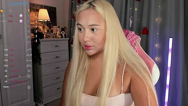  Loneve   online show from March 26, 2026, 4:01 pm