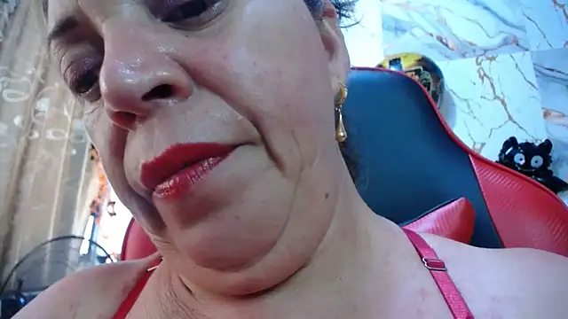 alina maturehot online show from October 27, 2025, 8:13 pm