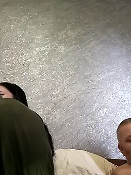 Greta Tamar online show from October 12, 2025, 6:34 am