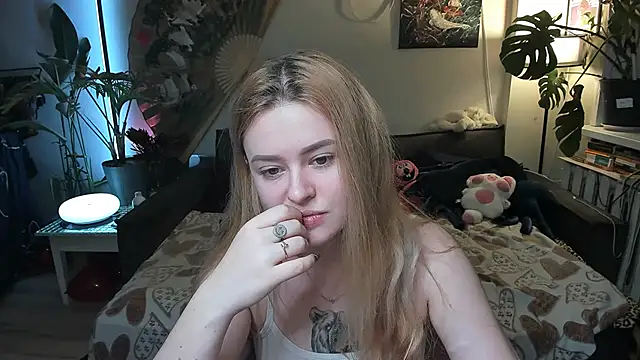 Alexa Pirs online show from February 8, 2026, 3:59 pm