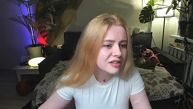 Alexa Pirs online show from May 16, 2026, 8:29 pm