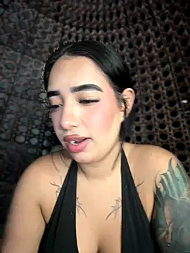 Scarlett-LS online show from October 22, 2025, 2:01 am